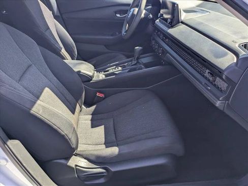Used 2023 Honda Accord LX image 18