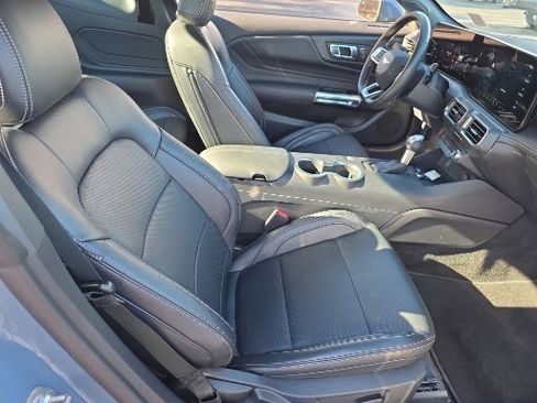Certified 2025 Ford Mustang Premium image 15