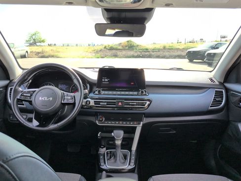 Used 2022 Kia Seltos Nightfall Edition AWD/4WD image 13
