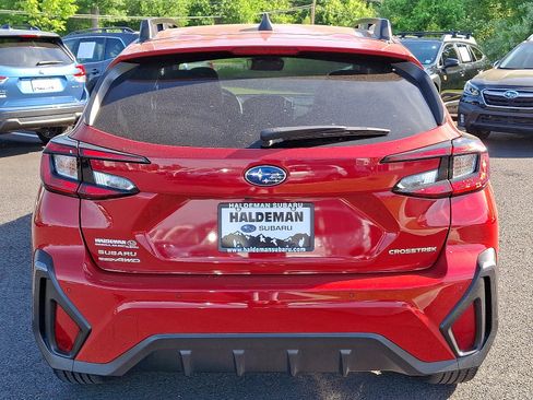 Certified 2024 Subaru Crosstrek 2.5i Limited w/ Crosstrek Mirror Package AWD/4WD image 5