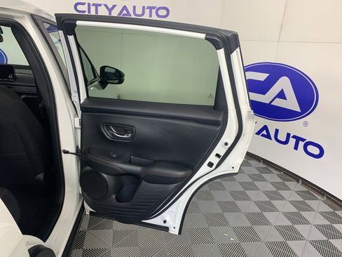 Used 2025 Honda HR-V Sport image 35