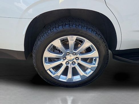 Used 2023 Chevrolet Tahoe Premier AWD/4WD image 9