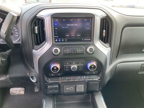 Used 2020 GMC Sierra 1500 Elevation w/ Elevation Value Package image 27