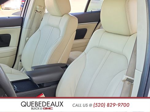 Used 2013 Lincoln MKS FWD image 11