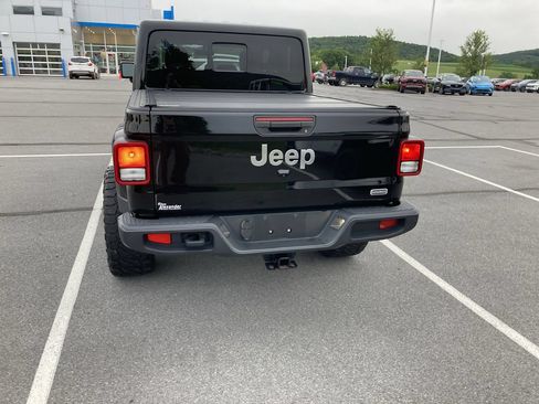 Used 2021 Jeep Gladiator Overland w/ Popular Equipment Package AWD/4WD image 6