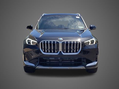 New 2026 BMW X1 xDrive28i w/ Technology Package AWD/4WD image 2