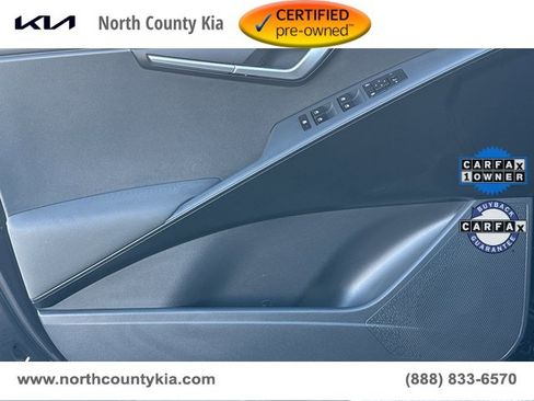 Certified 2025 Kia Niro LX image 32
