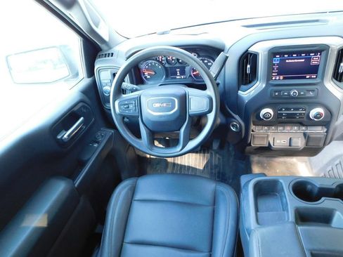 Used 2023 GMC Sierra 1500 Pro w/ Pro Value Package RWD image 6