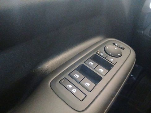 Certified 2025 Hyundai Santa Fe SEL FWD image 16