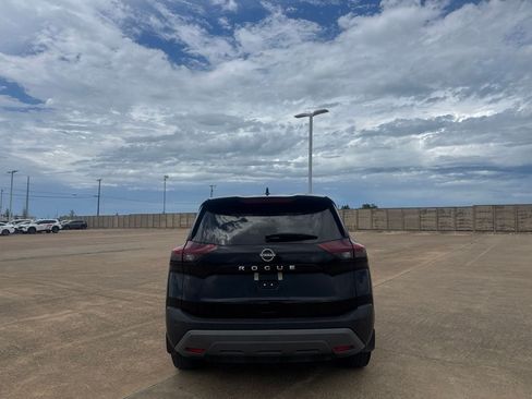Certified 2023 Nissan Rogue S FWD image 19