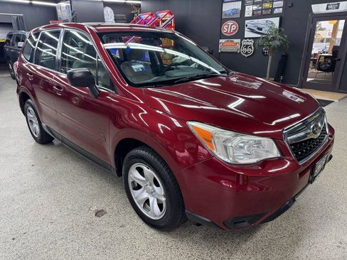 Used 2014 Subaru Forester 2.5i image 7