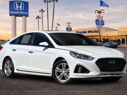 Used 2018 Hyundai Sonata Sport FWD image 2