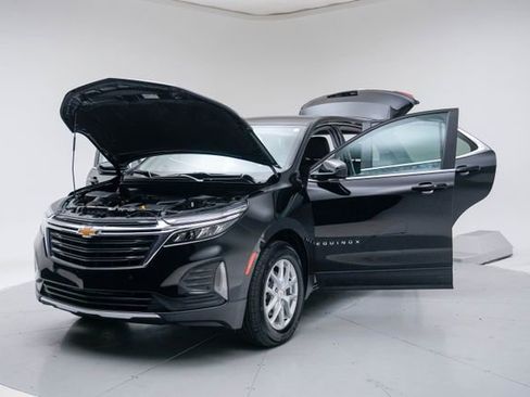 Used 2024 Chevrolet Equinox LT w/ LPO, Floor Liner Package image 17