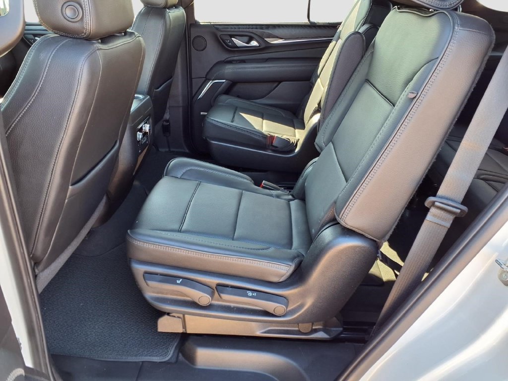 Used 2022 GMC Yukon Denali AWD/4WD image 23