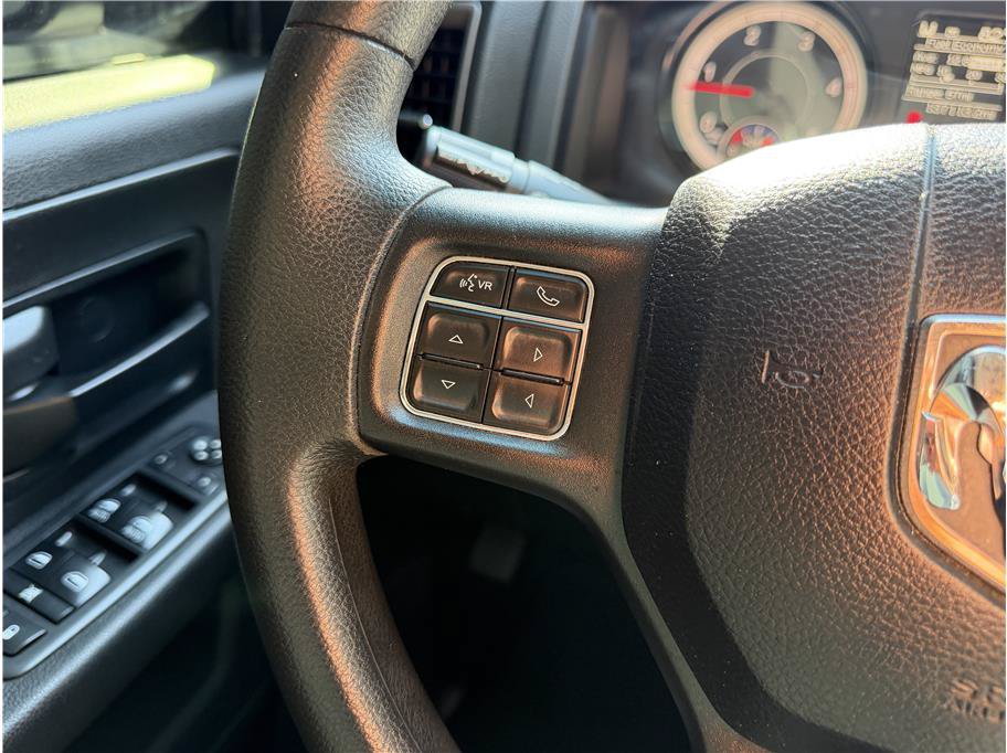 Used 2018 RAM 2500 Tradesman w/ Chrome Appearance Group AWD/4WD image 21