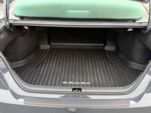 Certified 2025 Toyota Camry SE w/ Convenience Package image 4