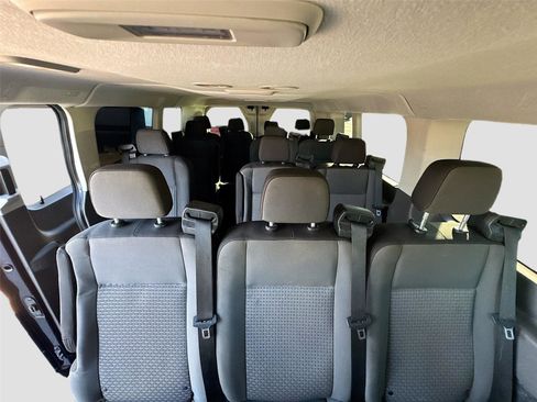 Used 2024 Ford Transit 350 XLT image 32