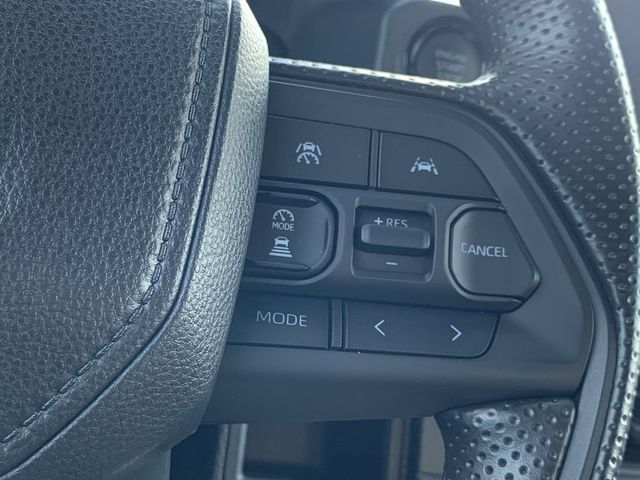 Used 2025 Toyota Tacoma SR w/ SR Upgrade Package AWD/4WD image 23