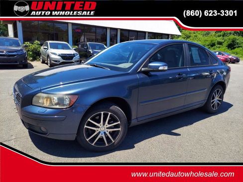 Used 2007 Volvo S40 T5 AWD/4WD image 1