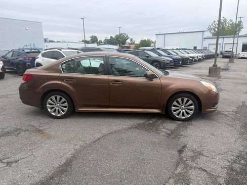 Used 2011 Subaru Legacy 2.5i Limited w/ Popular Equipment Group 2A AWD/4WD image 7