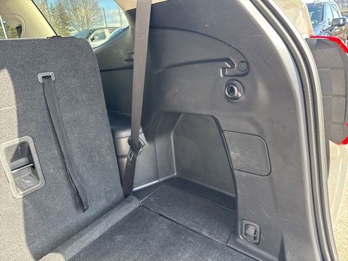 Used 2024 Subaru Ascent Premium w/ Convenience Package image 37