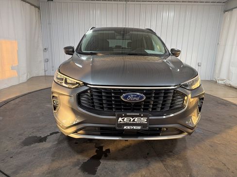 Used 2025 Ford Escape Platinum w/ Premium Technology Package image 12