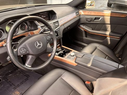 Used 2010 Mercedes-Benz E 350 Sedan image 13