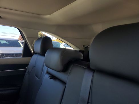 New 2026 Kia Sorento S image 9