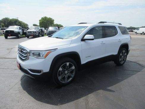 Used 2019 GMC Acadia SLT FWD image 11