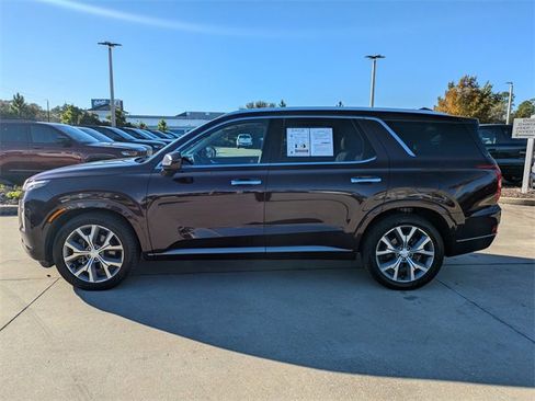Used 2021 Hyundai Palisade Limited image 7
