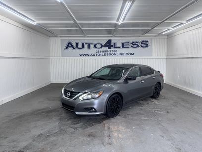 Used 2017 Nissan Altima 2.5 SR w/ Midnight Edition Package