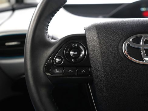 Used 2020 Toyota Prius XLE w/ Advanced Technology Package image 24