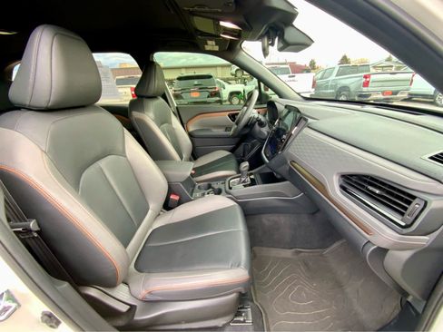 Used 2025 Subaru Forester Sport image 22