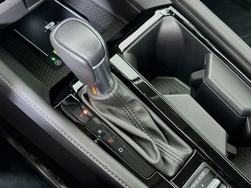 Used 2024 Honda Accord Touring image 31