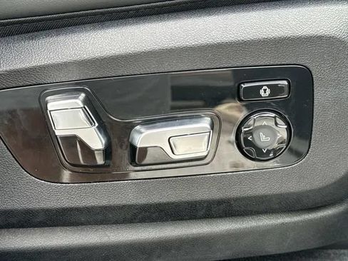 Used 2025 BMW X7 xDrive40i AWD/4WD image 35