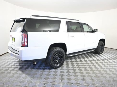 Used 2018 GMC Yukon XL SLT AWD/4WD image 6