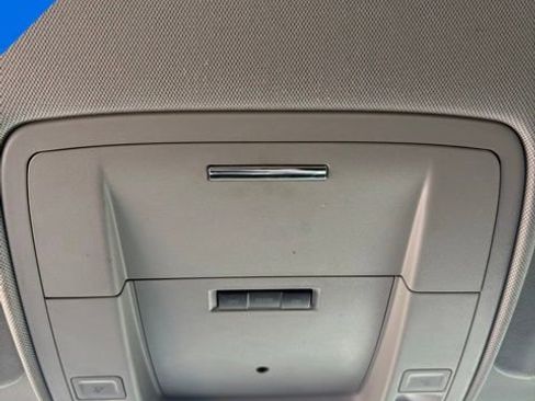 Used 2018 Chevrolet Silverado 1500 LT image 21