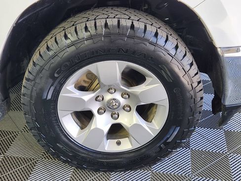 Used 2023 RAM 1500 Big Horn AWD/4WD image 9