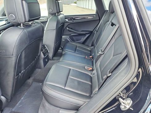 Certified 2025 Porsche Macan Turbo image 36