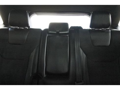 Used 2022 Ford Edge ST AWD/4WD image 13