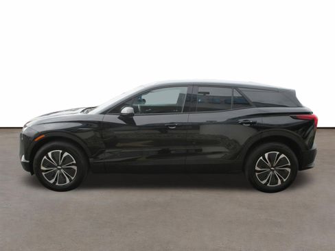 Used 2025 Chevrolet Blazer EV LT w/ Super Cruise Package AWD/4WD image 6