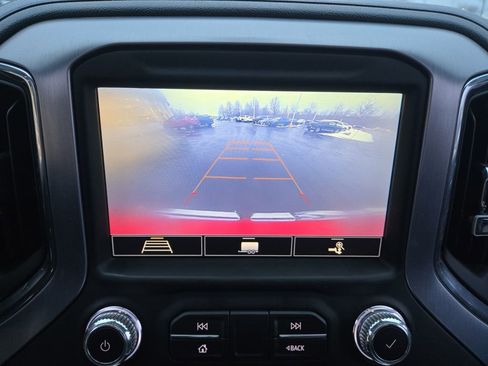 Used 2020 GMC Sierra 1500 Elevation w/ Elevation Value Package image 22