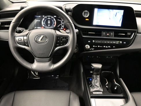 Used 2024 Lexus ES 350 w/ Premium Package image 6