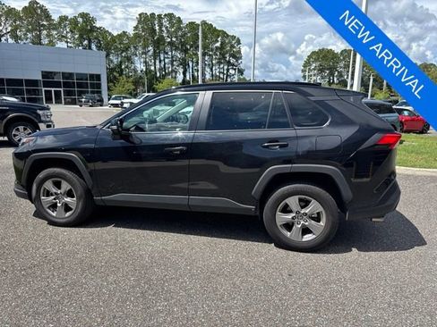 Used 2024 Toyota RAV4 XLE AWD/4WD image 11
