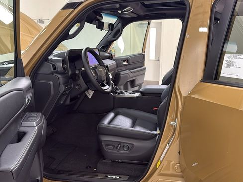 New 2026 Toyota Land Cruiser Base image 12