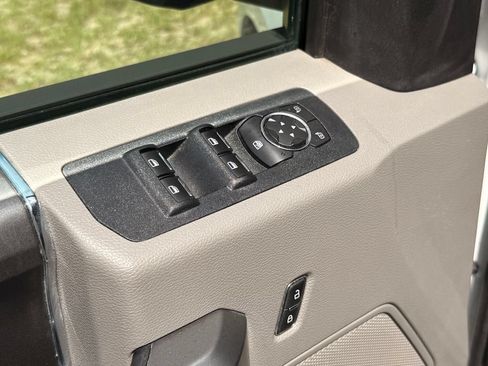 Used 2018 Ford F150 XLT w/ Equipment Group 301A Mid RWD image 12