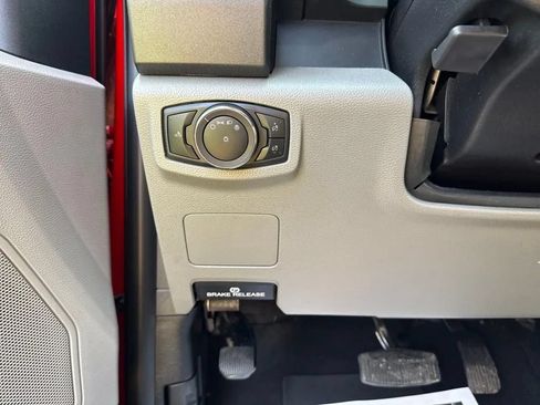 Used 2019 Ford F250 XL w/ STX Appearance Package AWD/4WD image 19