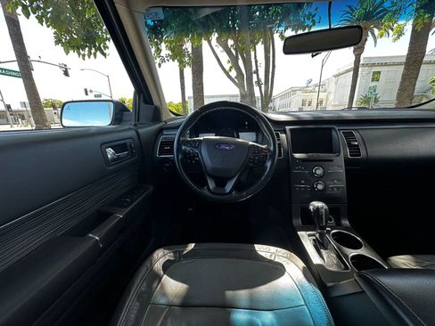 Used 2018 Ford Flex SEL w/ Equipment Group 202A FWD image 13