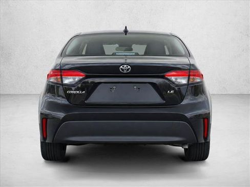 Used 2022 Toyota Corolla LE FWD image 6