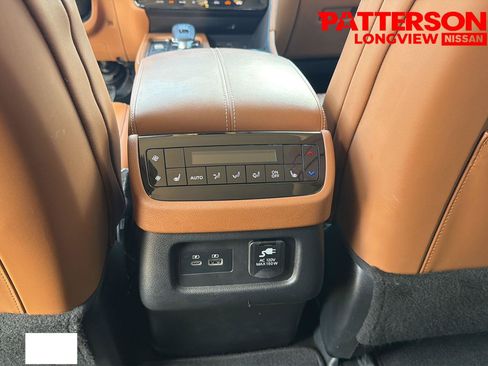 Used 2023 INFINITI QX60 Sensory w/ Cargo Package FWD image 22